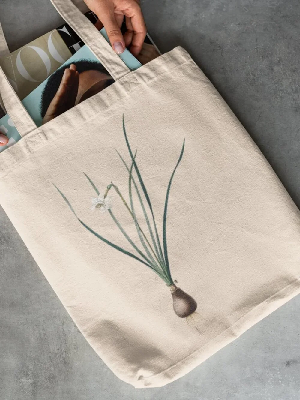 Daffodil Vintage Floral Print Graphic Canvas Tote Bag